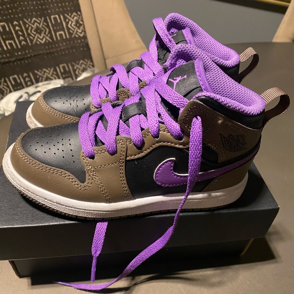 PRE-SCHOOL AIR JORDAN 1 MID